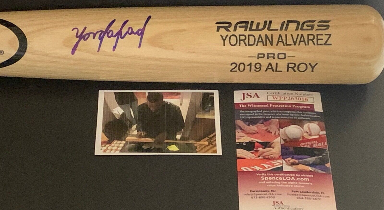 Yordan Alvarez Astros JSA WITNESS COA Signed Engraved 2019 AL ROY Bat Blonde
