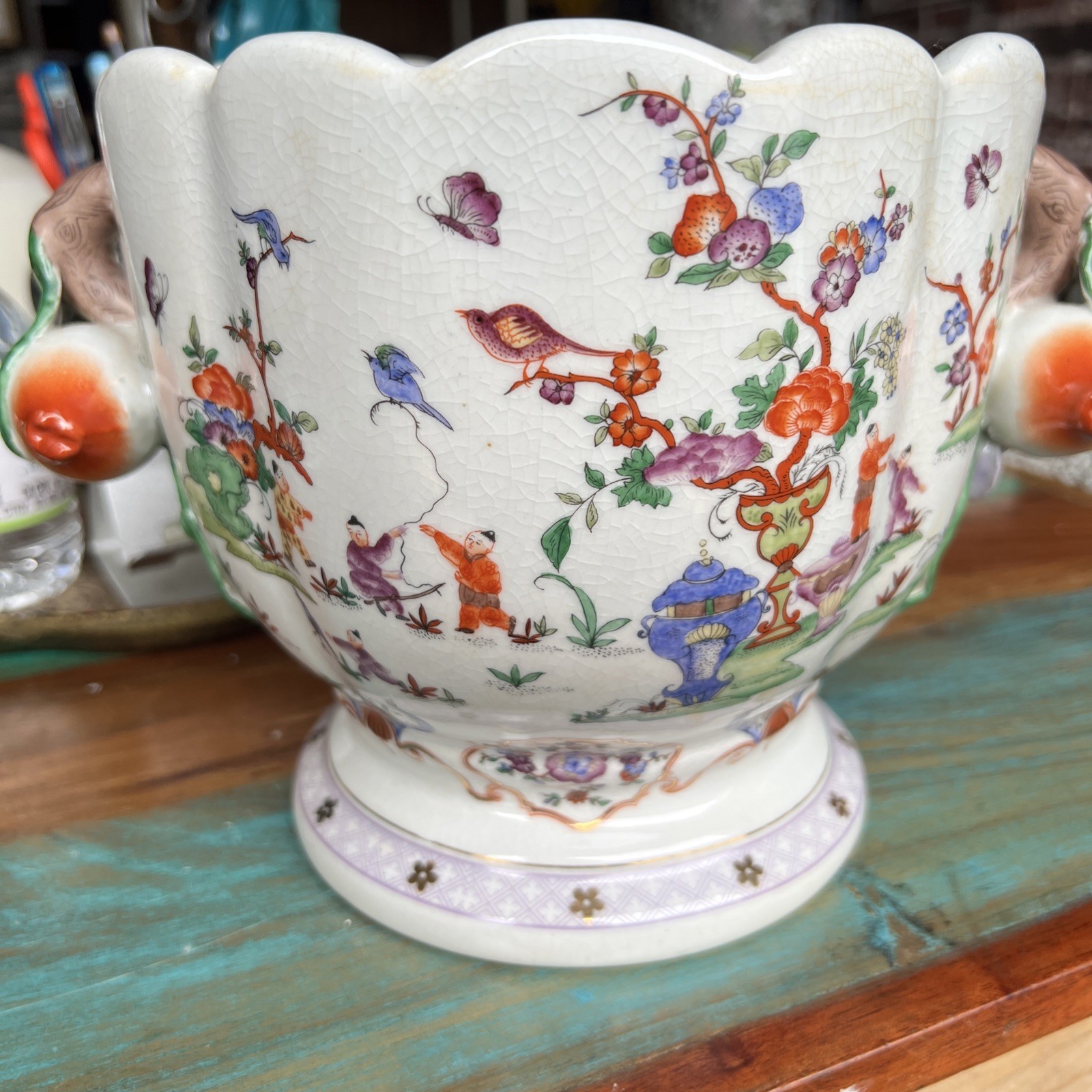 Vintage famille Medalion Qing Dynasty porcelain cache reproduction Vintage famille Medalion Qing Dynasty porcelain cache reproduction