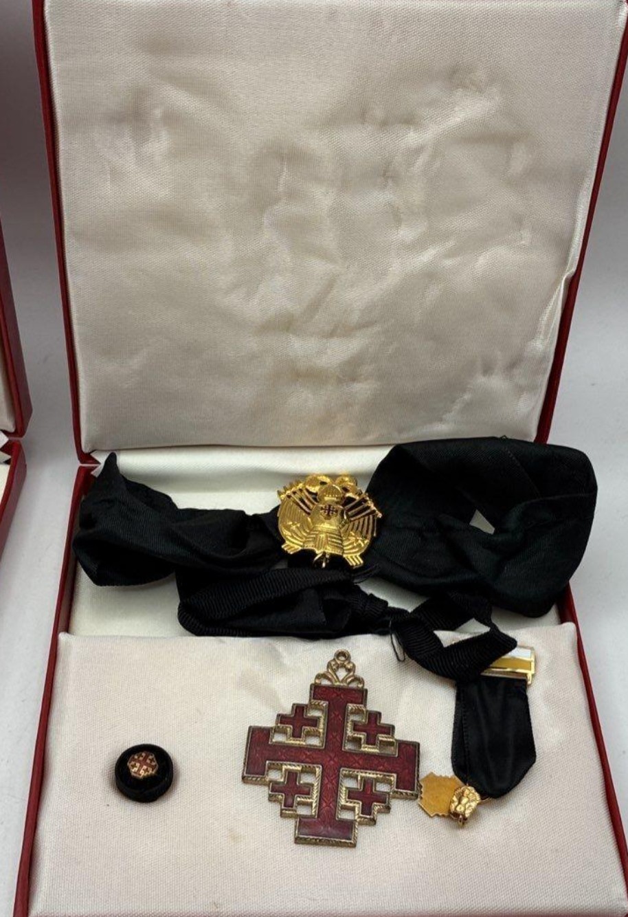 Vintage Knight Commander of the Equestrian Order Holy Sepulchre Jerusalem Medal Vintage Knight Commander of the Equestrian Order Holy Sepulchre Jerusalem Medal