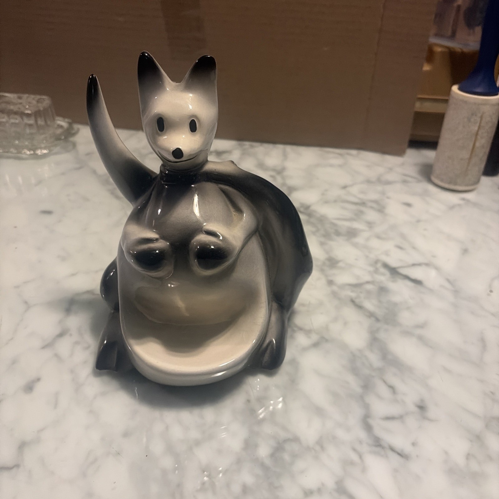 Vtg 1956 Fine Ent Ceramic Boxing Kangaroo Dresser Caddy Valet Pulp Fiction Vtg 1956 Fine Ent Ceramic Boxing Kangaroo Dresser Caddy Valet Pulp Fiction
