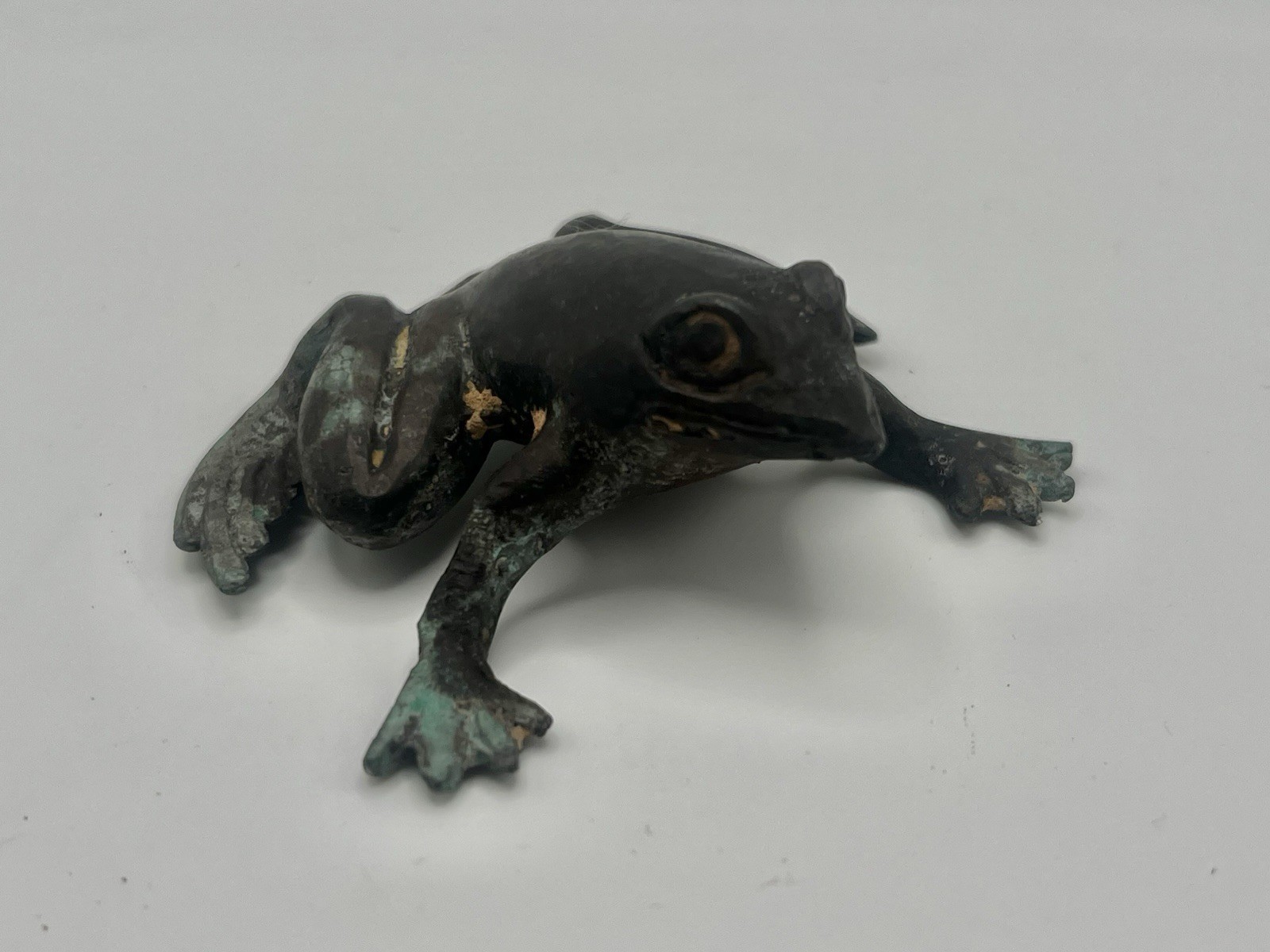 Dark Patinated Bronze Frog Paperweight Dark Patinated Bronze Frog Paperweight