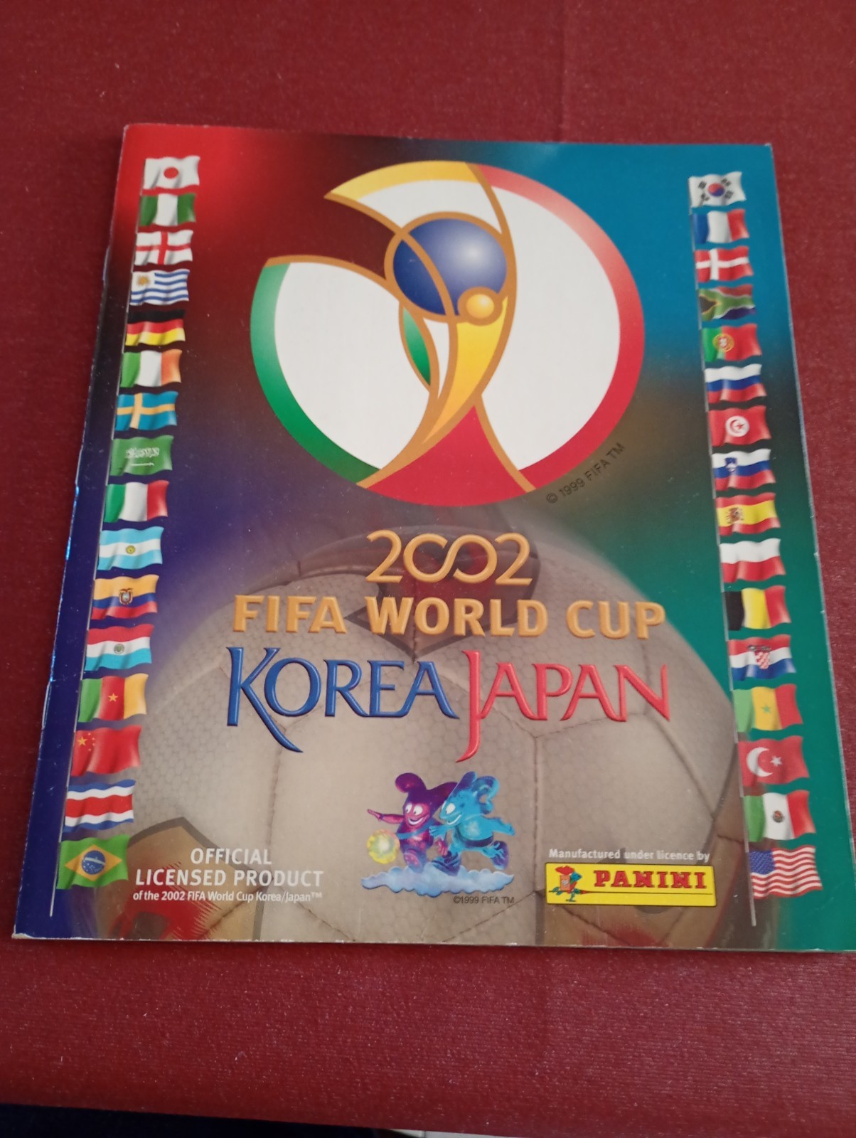 PANINI KOREA JAPAN 2002 ALBUM WITH 165 FIGURES ATTACHED PANINI KOREA JAPAN 2002 ALBUM WITH 165 FIGURES ATTACHED
