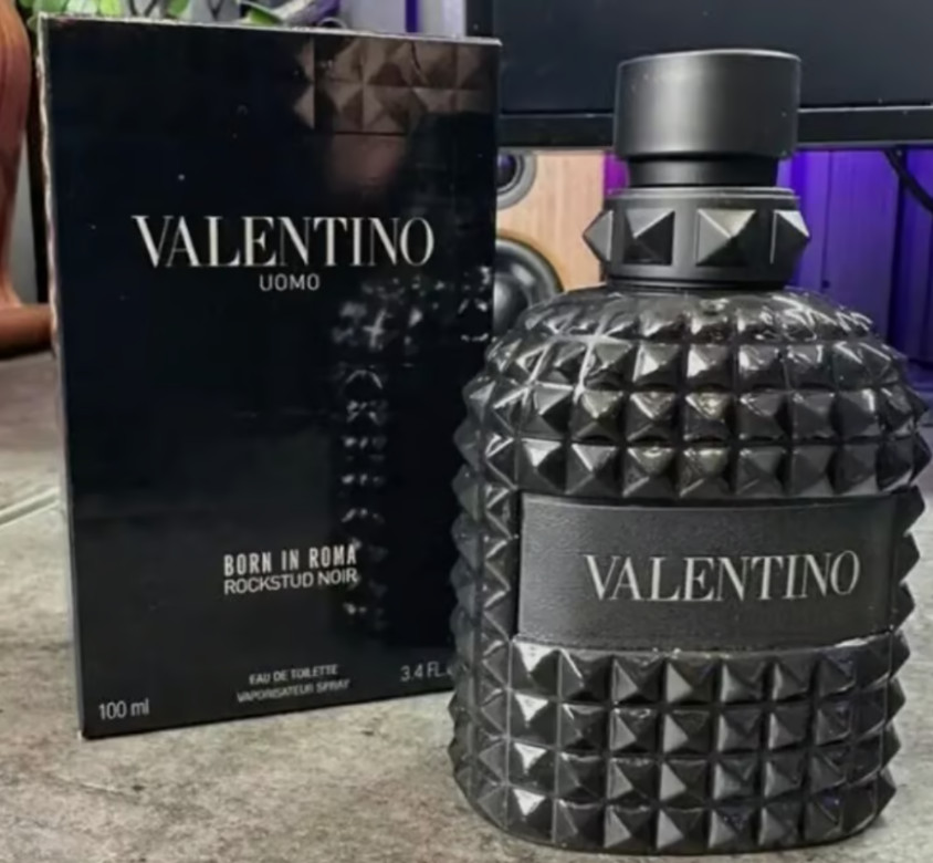 Valentino Uomo Born In Roma Rockstud Noir EDT Spray 3.4 Oz 100ml Men's Cologne Valentino Uomo Born In Roma Rockstud Noir EDT Spray 3.4 Oz 100ml Men's Cologne