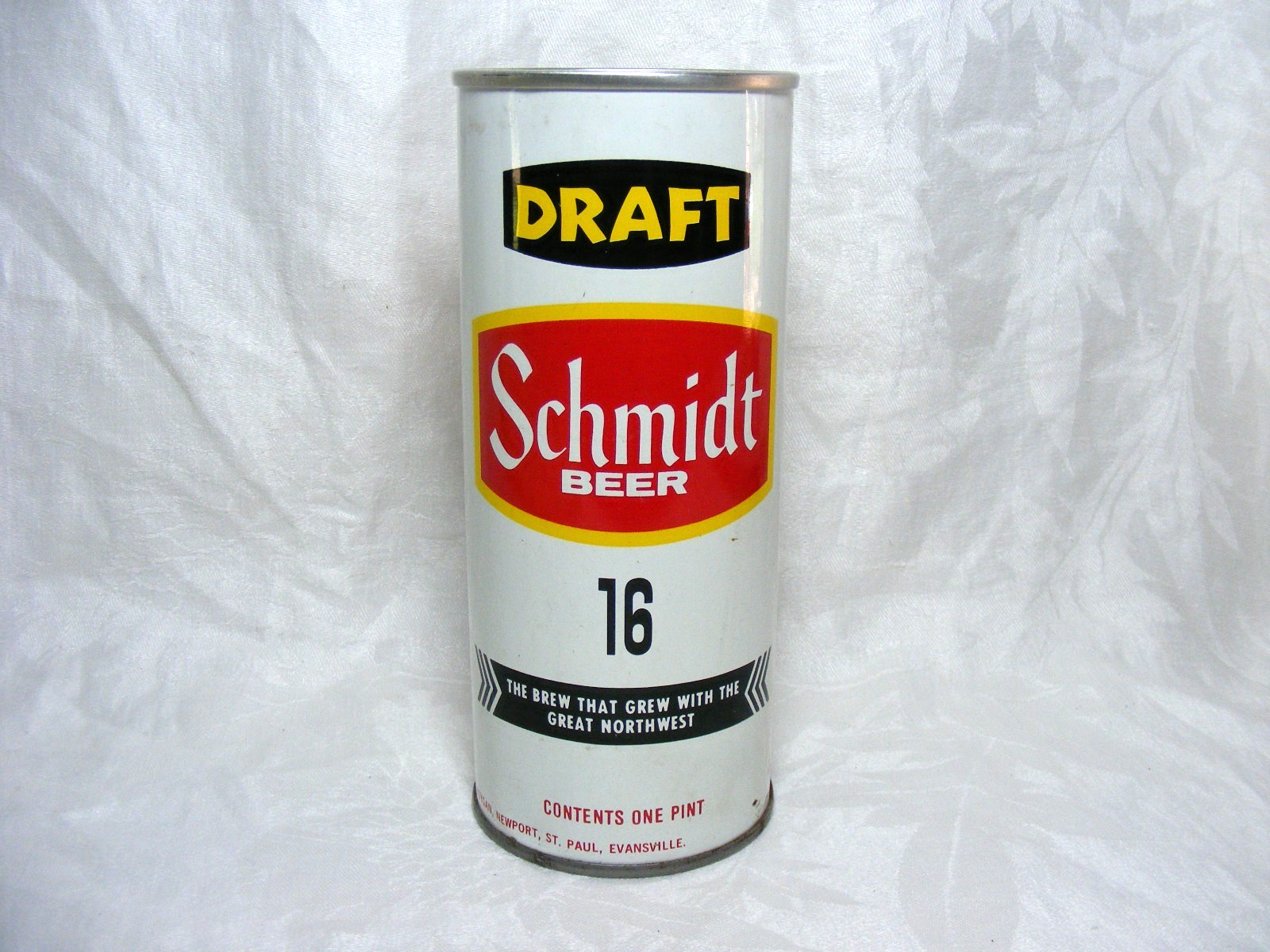 Vintage Steel Beer Can Schmidt Draft Beer G. Heileman Brewing Co. 16oz Pull Tab Vintage Steel Beer Can Schmidt Draft Beer G. Heileman Brewing Co. 16oz Pull Tab