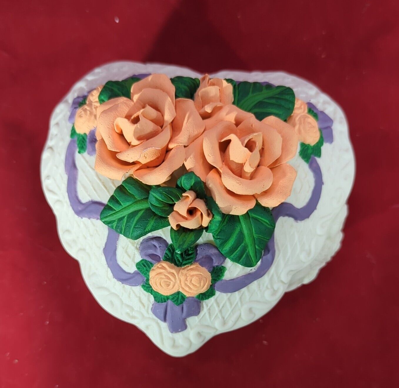 VIntage Retro Chalkware Trinket Box Hand Made Roses And Ribbon Perfect