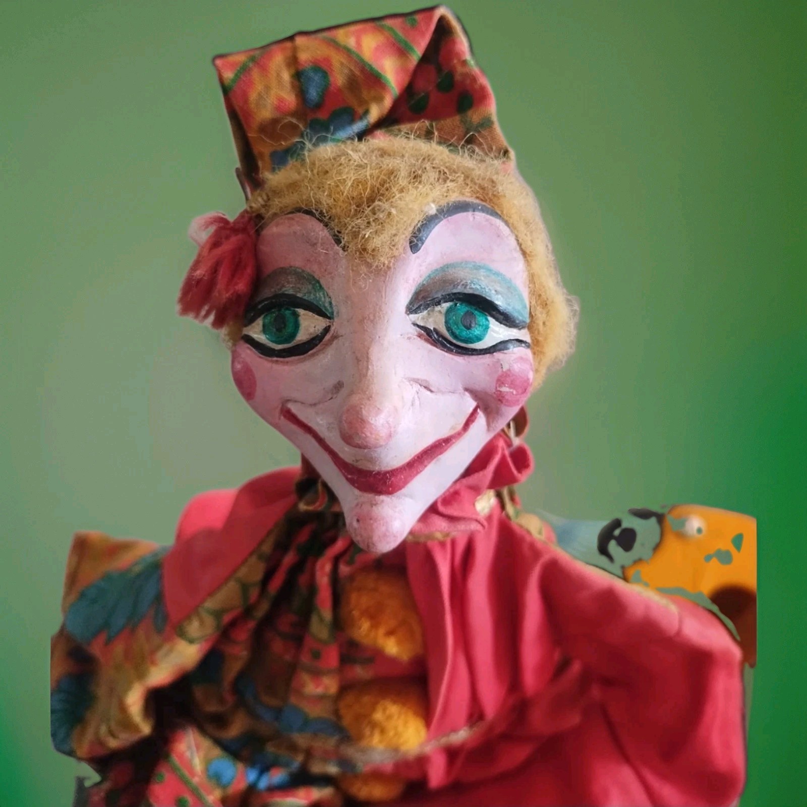Vintage 1970s Elisa Morrison Handmade Jester Marionette Puppet 14\