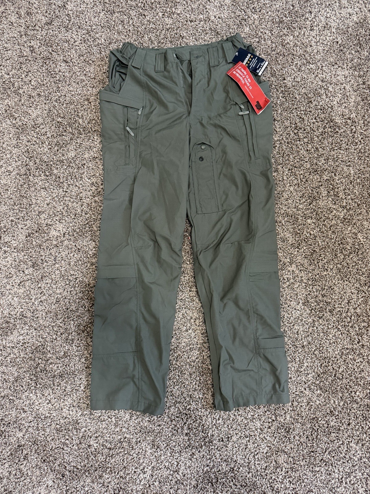Massif Two-Piece Flight Suit Pants Women’s Medium Regular Flame Resistant Massif Two-Piece Flight Suit Pants Women’s Medium Regular Flame Resistant