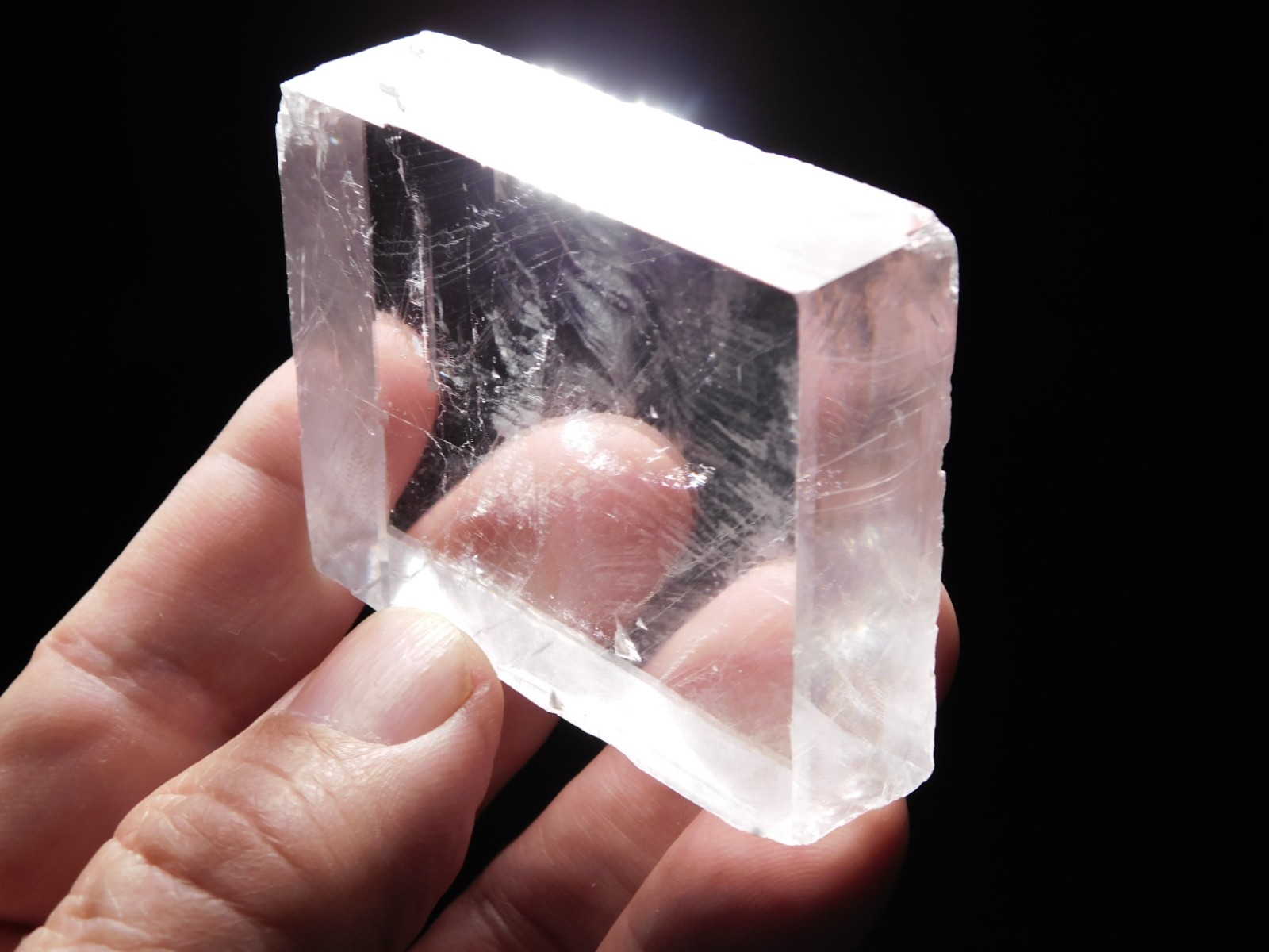 VERY Translucent Iceland SPAR Calcite CRYSTAL With Double Refraction 95.5gr VERY Translucent Iceland SPAR Calcite CRYSTAL With Double Refraction 95.5gr