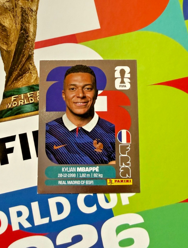 #FRA 20 - PANINI FIFA CUP 2026 - Kylian MBAPPé - EXTRA STICKER Version SILVER #FRA 20 - PANINI FIFA CUP 2026 - Kylian MBAPPé - EXTRA STICKER Version SILVER