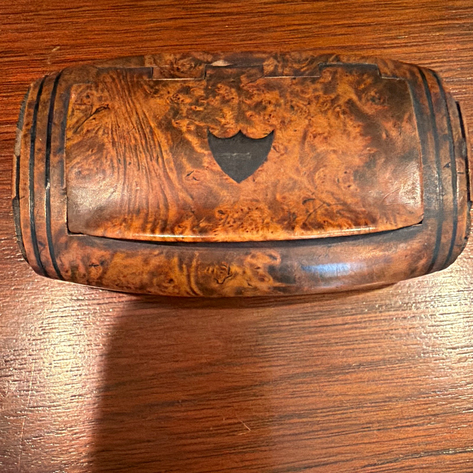 Antique 19thC Scottish Mauchline Ware Burr Wood Snuff Box Integrated WoodenHinge Antique 19thC Scottish Mauchline Ware Burr Wood Snuff Box Integrated WoodenHinge