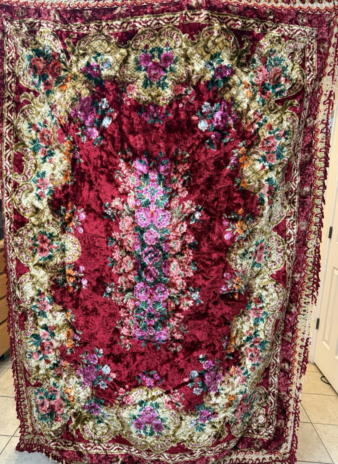 Vintage Italian Velvet Floral Tapestry Wall Rug Bedspread Red 60 x 85 inches Vintage Italian Velvet Floral Tapestry Wall Rug Bedspread Red 60 x 85 inches
