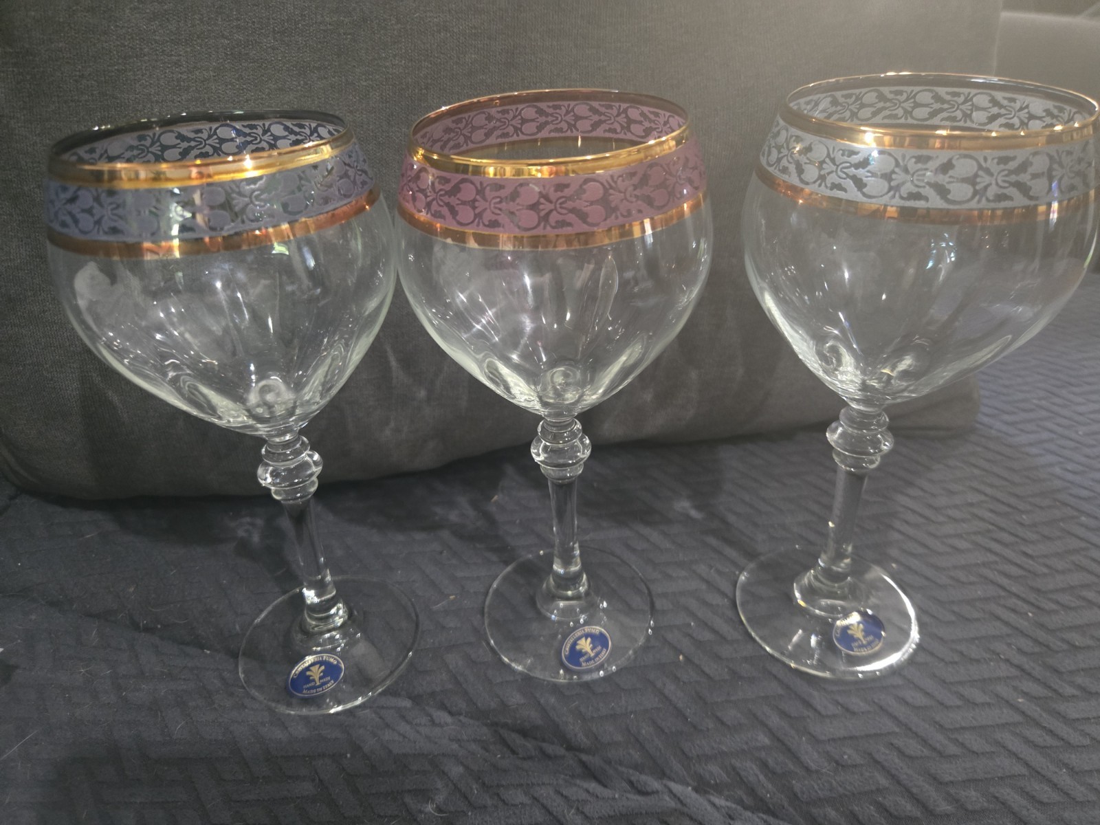 Italy Glass Cristalleria Fumo Box Set of 3 Wine Glasses 2 Blue One Pink Italy Glass Cristalleria Fumo Box Set of 3 Wine Glasses 2 Blue One Pink