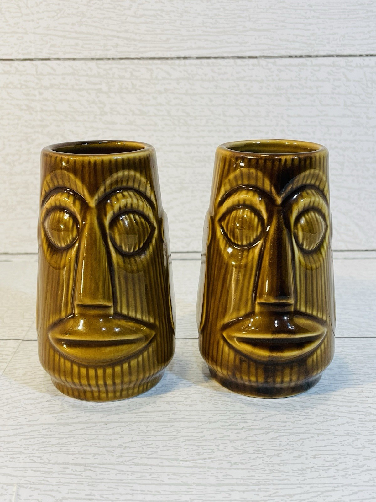 Vtg Pair Bug Eyed Moai Tiki Mug Brown 4” Tall Small Shot Mugs Royal Garden Vtg Pair Bug Eyed Moai Tiki Mug Brown 4” Tall Small Shot Mugs Royal Garden