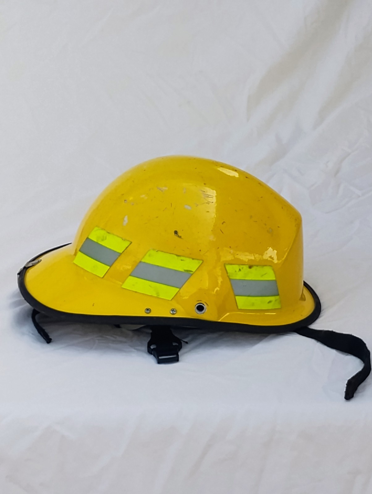 Bullard FH911 Yellow Wildland Firefighter Helmet 6-Point Ratchet Full Brim