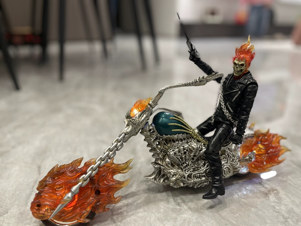 Ghost Rider Johnny Blaze 24cm*H Figure Statues Motorcycle Model Collectibles Set Ghost Rider Johnny Blaze 24cm*H Figure Statues Motorcycle Model Collectibles Set