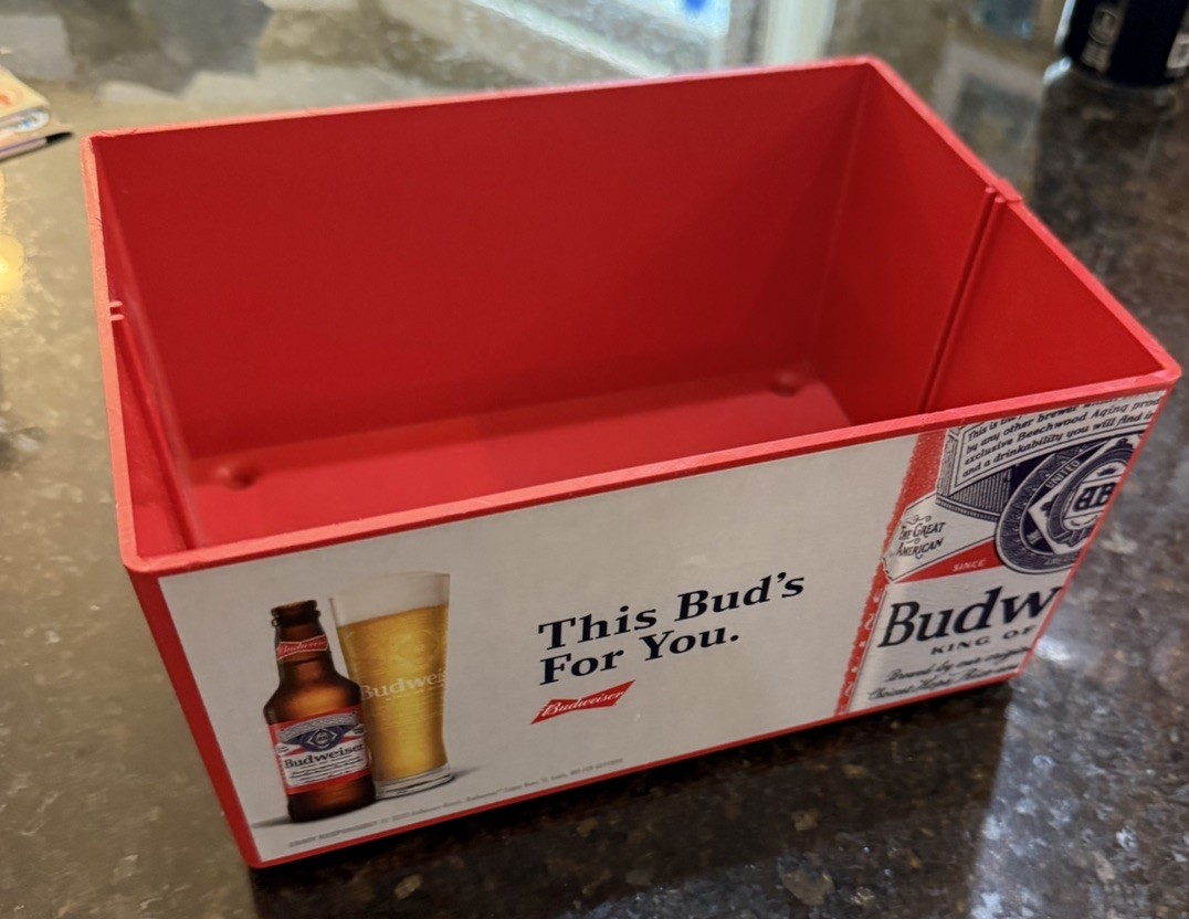 2020 Budweiser This Bud’s For You Countertop Display Bin Advertising Bar Decor 2020 Budweiser This Bud’s For You Countertop Display Bin Advertising Bar Decor