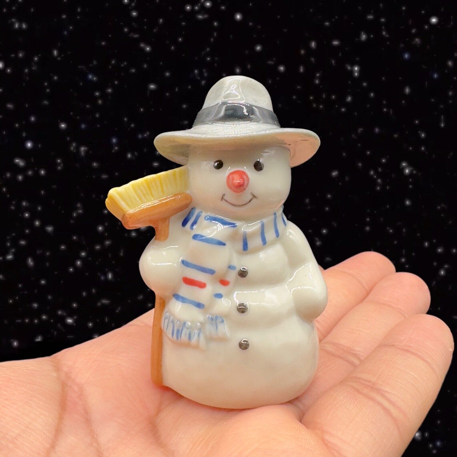 Royal Copenhagen Porcelain Snowman Father With Broom Miniature Figurine 2.5”T