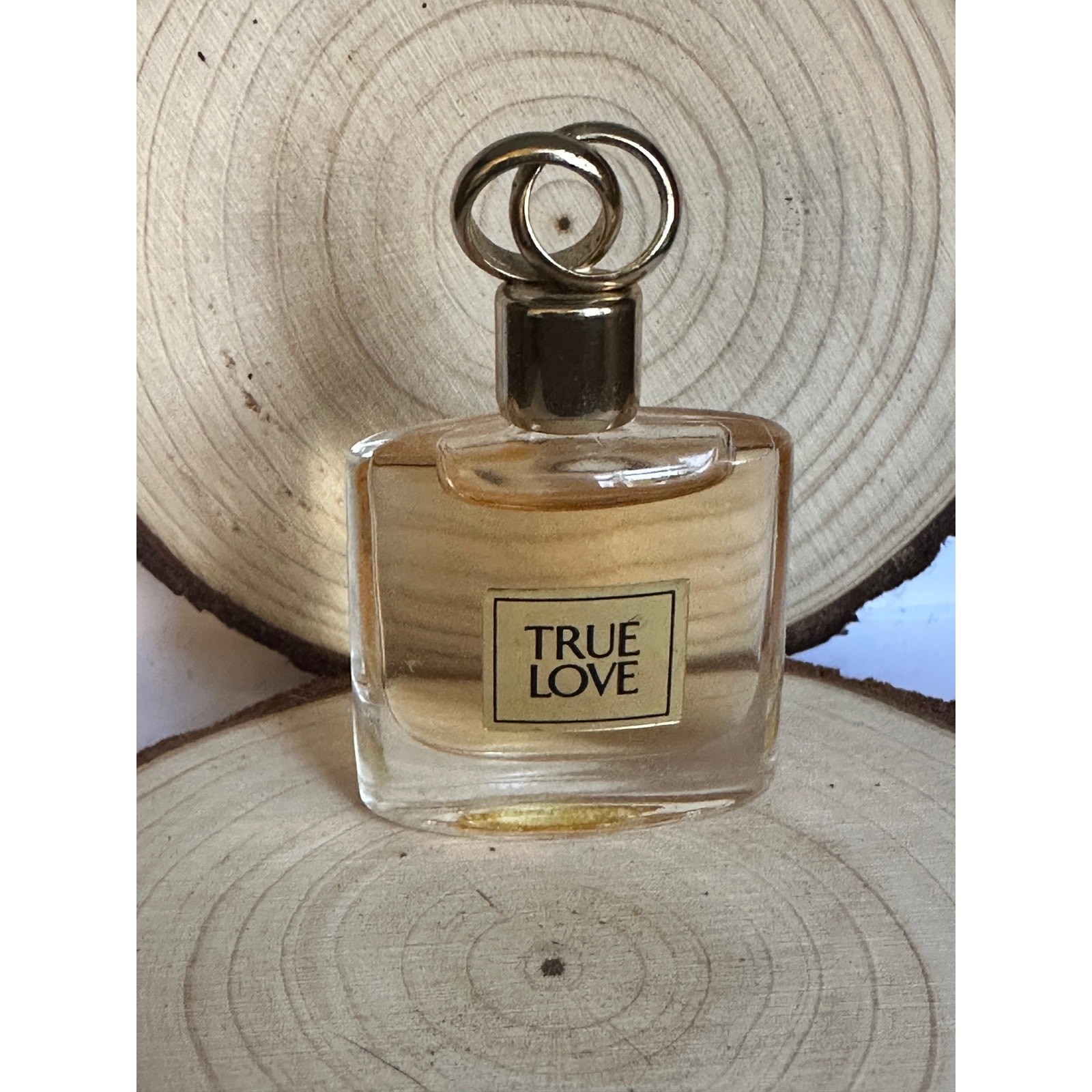 33A. VTG True Love by Elizabeth Arden perfume mini; 3.7ml