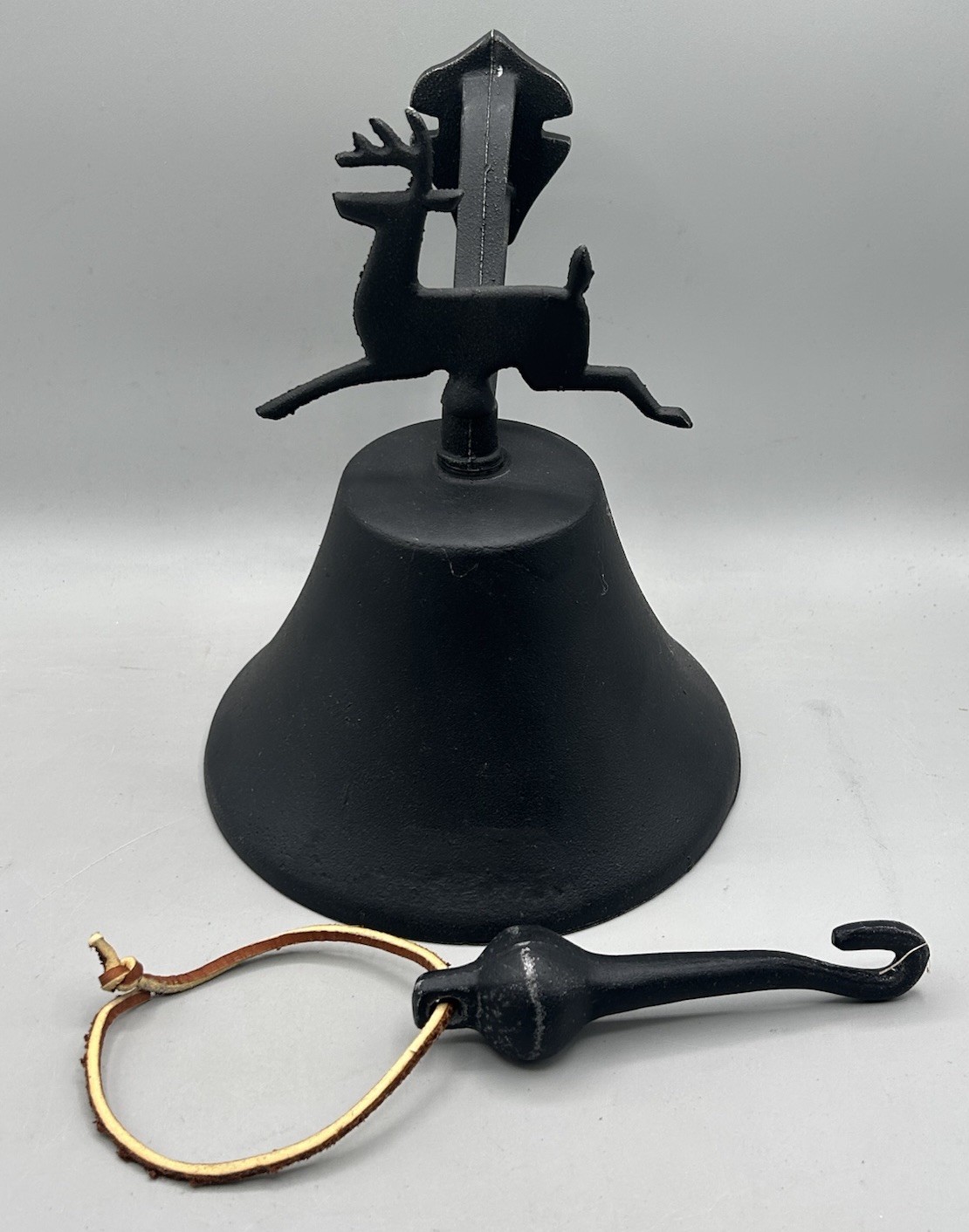 Rare Vintage Solid Brass John Deere Logo Outdoor Patio Bell Wall Mount Dinner Rare Vintage Solid Brass John Deere Logo Outdoor Patio Bell Wall Mount Dinner