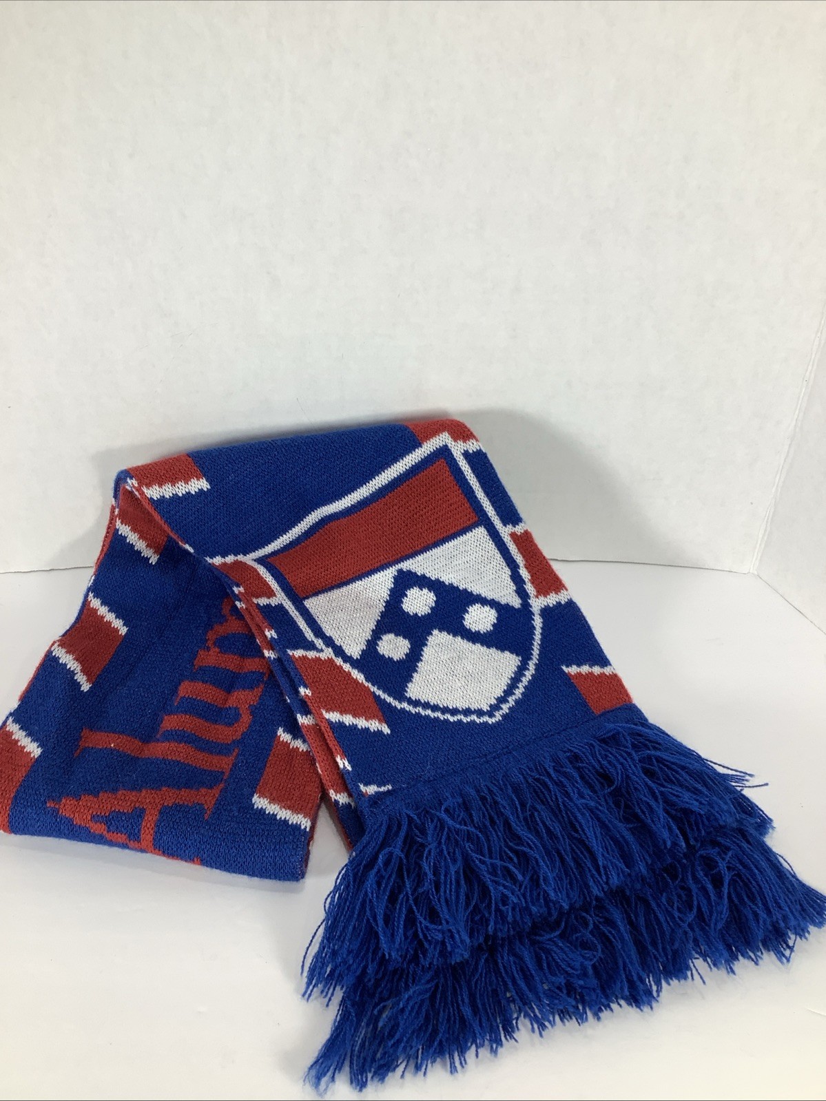 University Of Pennsylvania PENN Alumni Knit 50”x6.5” ” Winter Scarf w/Fringes University Of Pennsylvania PENN Alumni Knit 50”x6.5” ” Winter Scarf w/Fringes