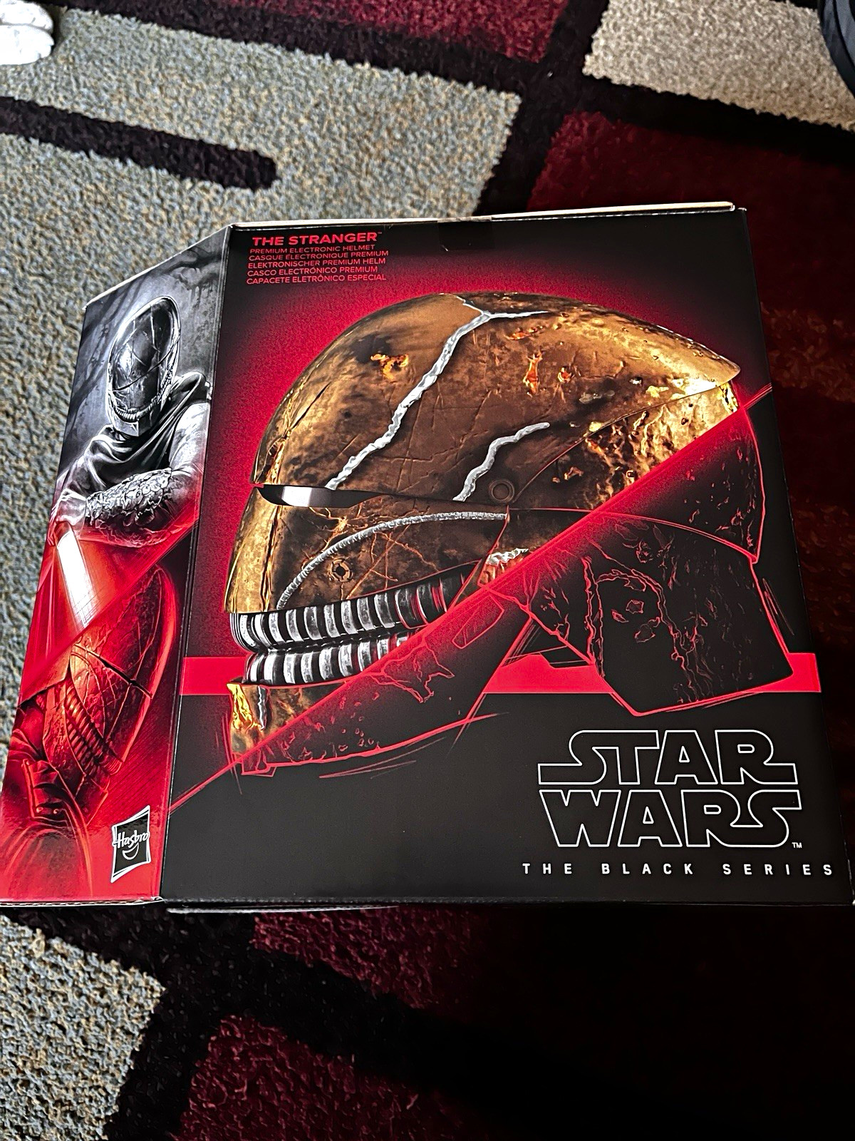Hasbro Star Wars Black Series The Stranger Premium Electronic Helmet Mask New Hasbro Star Wars Black Series The Stranger Premium Electronic Helmet Mask New