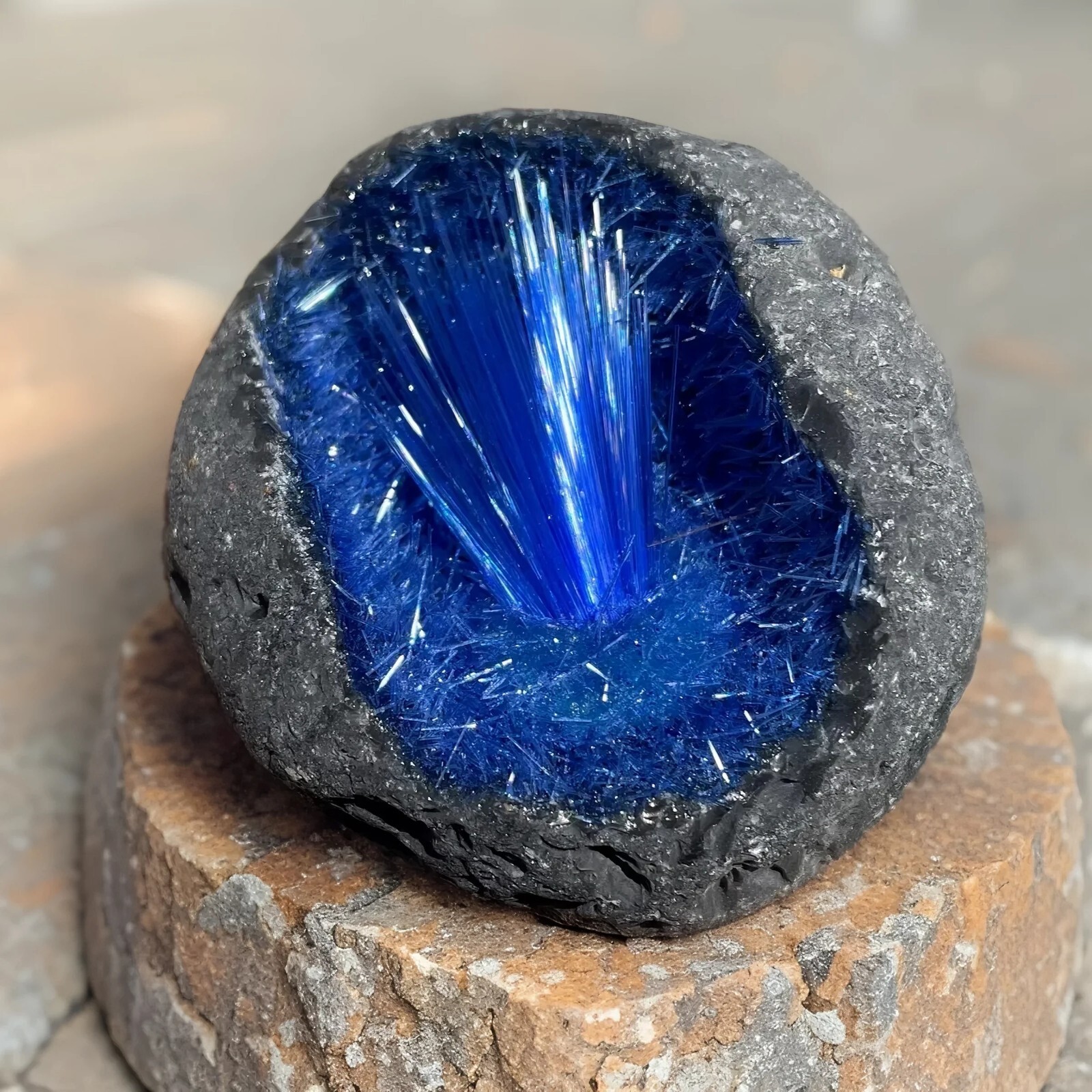Rare Blue Goethite Crystal Quartz Energy Ore Mineral Specimen Healing Decoration Rare Blue Goethite Crystal Quartz Energy Ore Mineral Specimen Healing Decoration