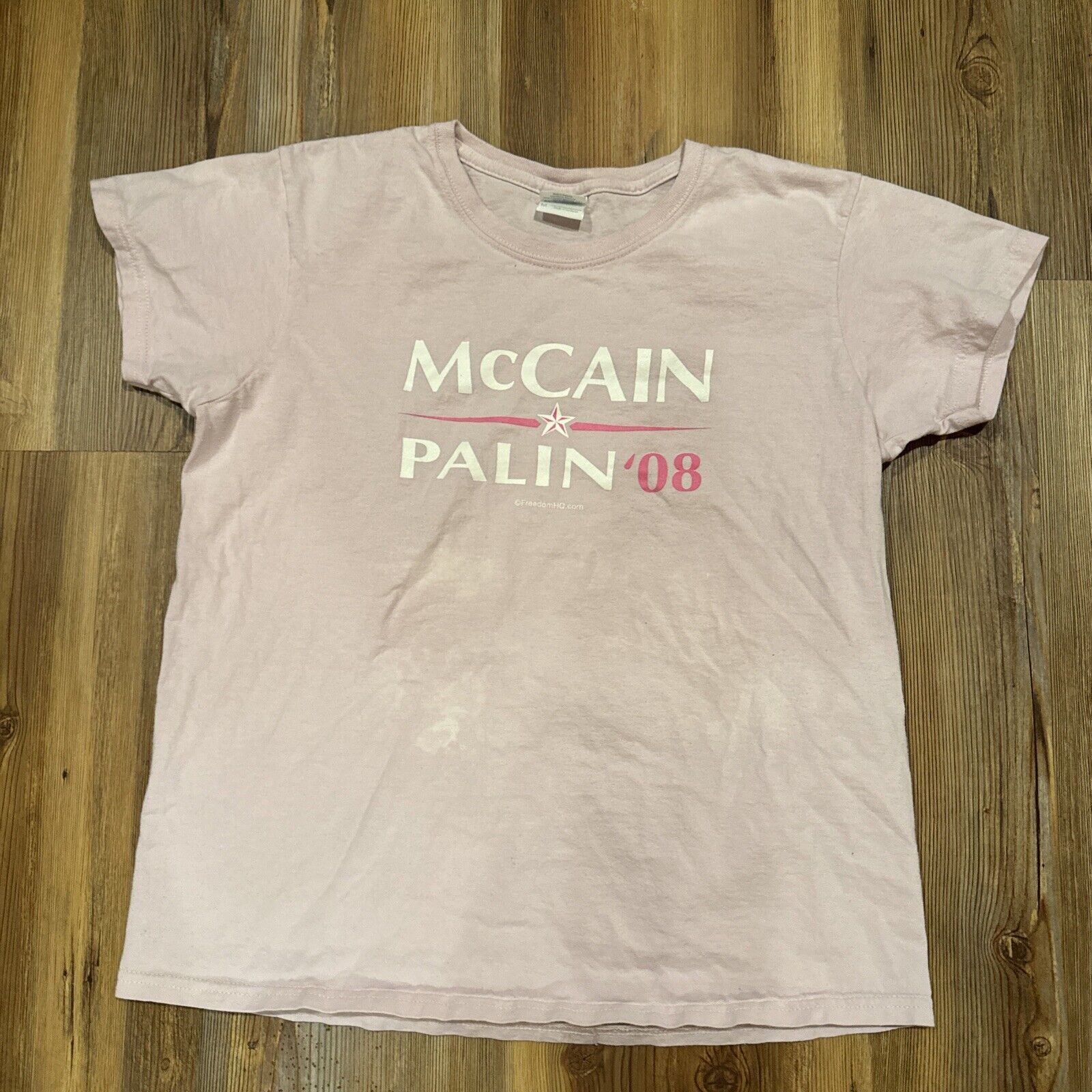 Sarah Palin Political T-Shirt McCain 2008 Medium M Pink Short Sleeve