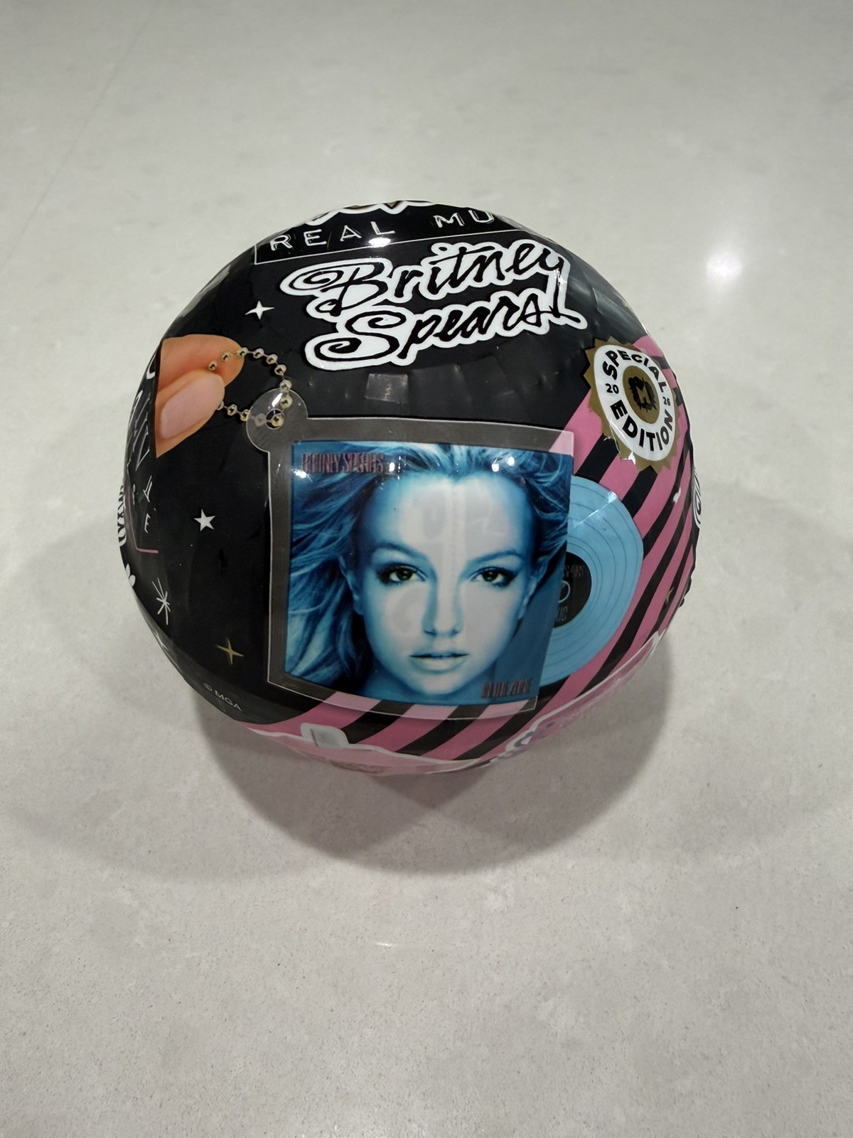 Mini Verse Real Music Britney Spears Limited Edition - Sealed - Toxic MGA Lot 6 Mini Verse Real Music Britney Spears Limited Edition - Sealed - Toxic MGA Lot 6