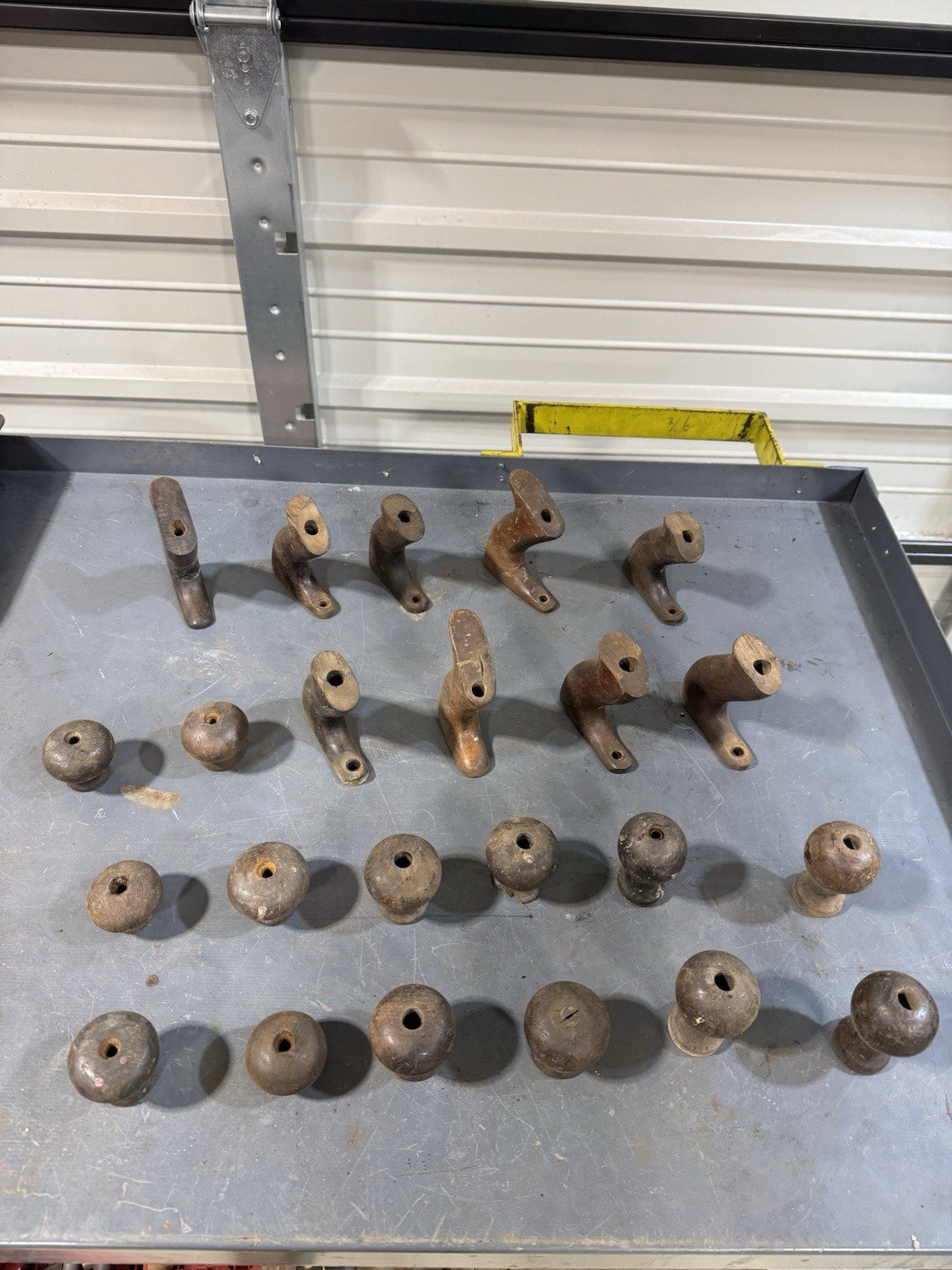 23 Vintage Stanley Hand Plane Totes & Knobs For Restoration (38) 23 Vintage Stanley Hand Plane Totes & Knobs For Restoration (38)