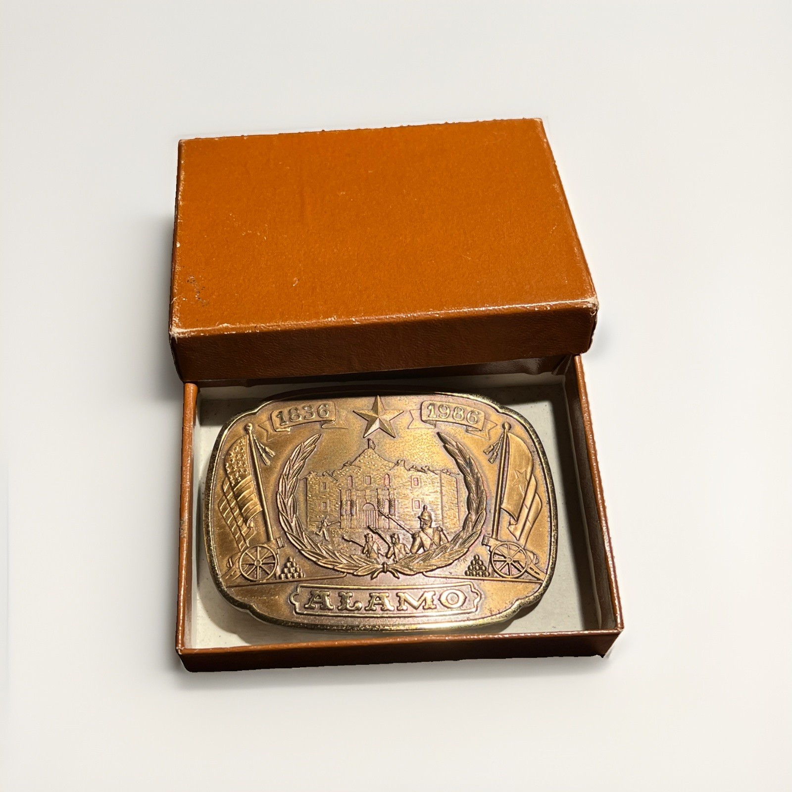 The Defense of the Alamo Belt Buckle Bronze 1836-1986 Commemorative 150th The Defense of the Alamo Belt Buckle Bronze 1836-1986 Commemorative 150th