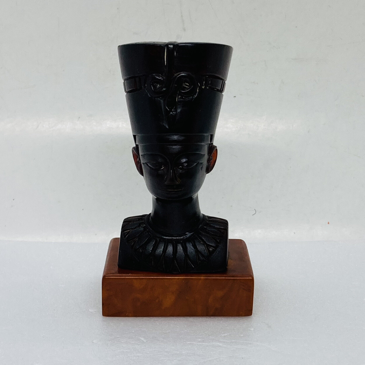 Very Rare Egyptian Queen Nefertiti Wooden Statue Handcarved Signed Art Decor 17