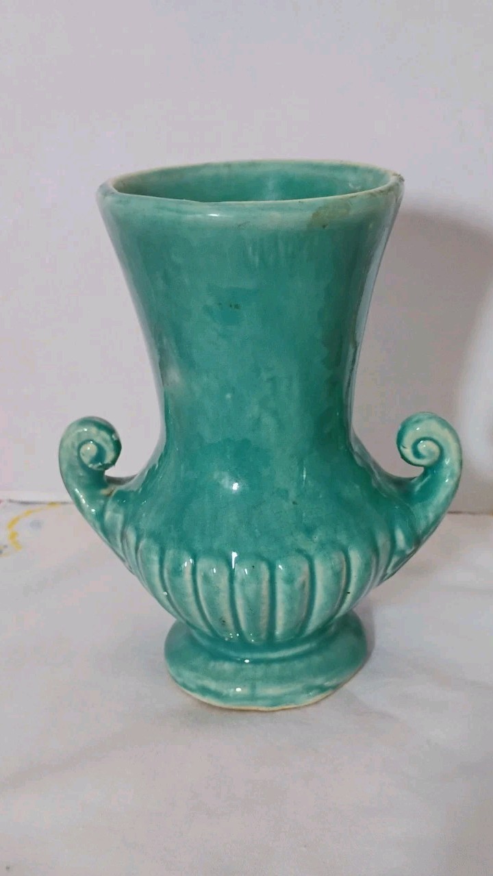 Vintage McCoy Turquoise Vase Fluted Scroll Handles 6” USA Pottery Vintage McCoy Turquoise Vase Fluted Scroll Handles 6” USA Pottery