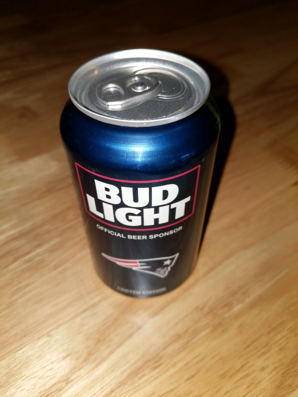 2016 BUD LIGHT BEER CAN NEW ENGLAND PATRIOTS,Bottom Open,TOM BRADY,HTF Lim.Edit 