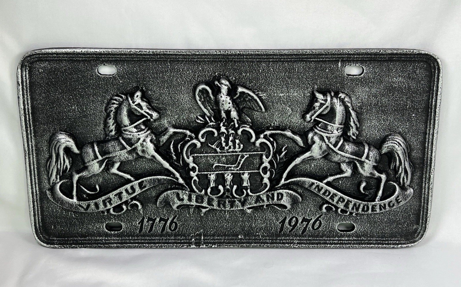 VTG 1776 1976 Pennsylvania Bicentennial Plate Virtue Liberty Independence 11x6” VTG 1776 1976 Pennsylvania Bicentennial Plate Virtue Liberty Independence 11x6”