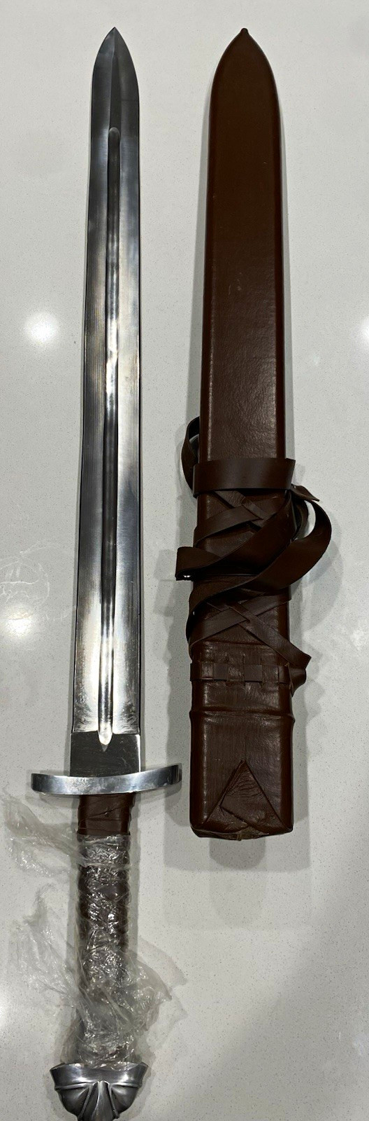 Roman D2 Steel Blade Full Tang Leather Handle w/ Sheath hand forged Roman D2 Steel Blade Full Tang Leather Handle w/ Sheath hand forged