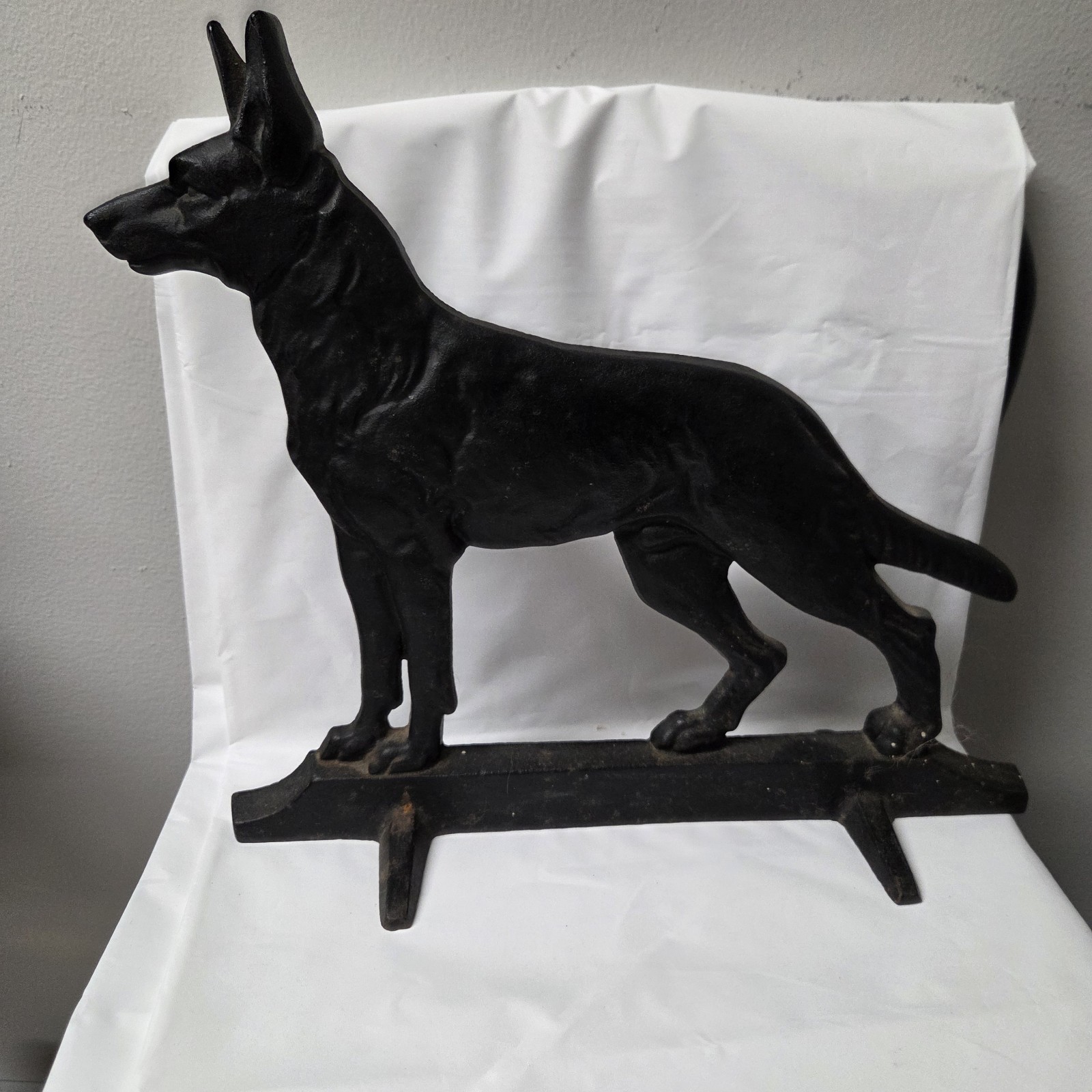 VINTAGE 50s IRON ART CAST IRON GERMAN SHEPHERD DOG DOORSTOP 12 VINTAGE 50s IRON ART CAST IRON GERMAN SHEPHERD DOG DOORSTOP 12