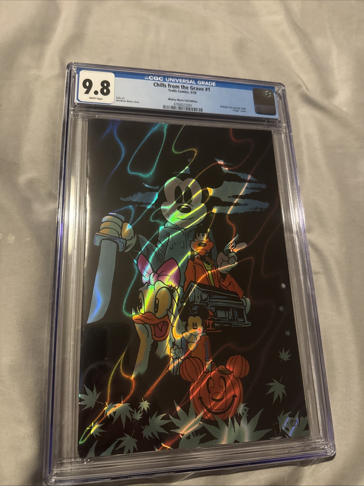Chills From The Grave #1 CGC 9.8 Waite Mickey Mike Myers Virgin Lava Foil #1/1 Chills From The Grave #1 CGC 9.8 Waite Mickey Mike Myers Virgin Lava Foil #1/1