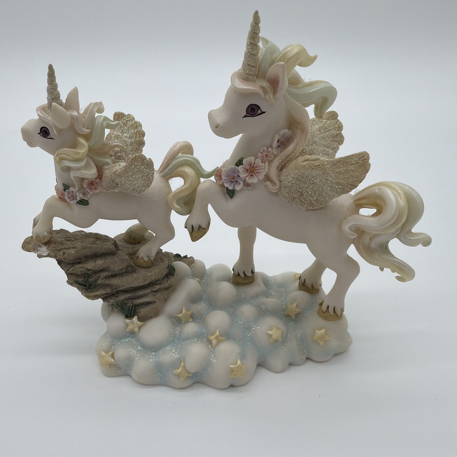 1999 Hamilton Collection Rainbow Dreams On My Own Pegasus Unicorn Figurine 1138 1999 Hamilton Collection Rainbow Dreams On My Own Pegasus Unicorn Figurine 1138