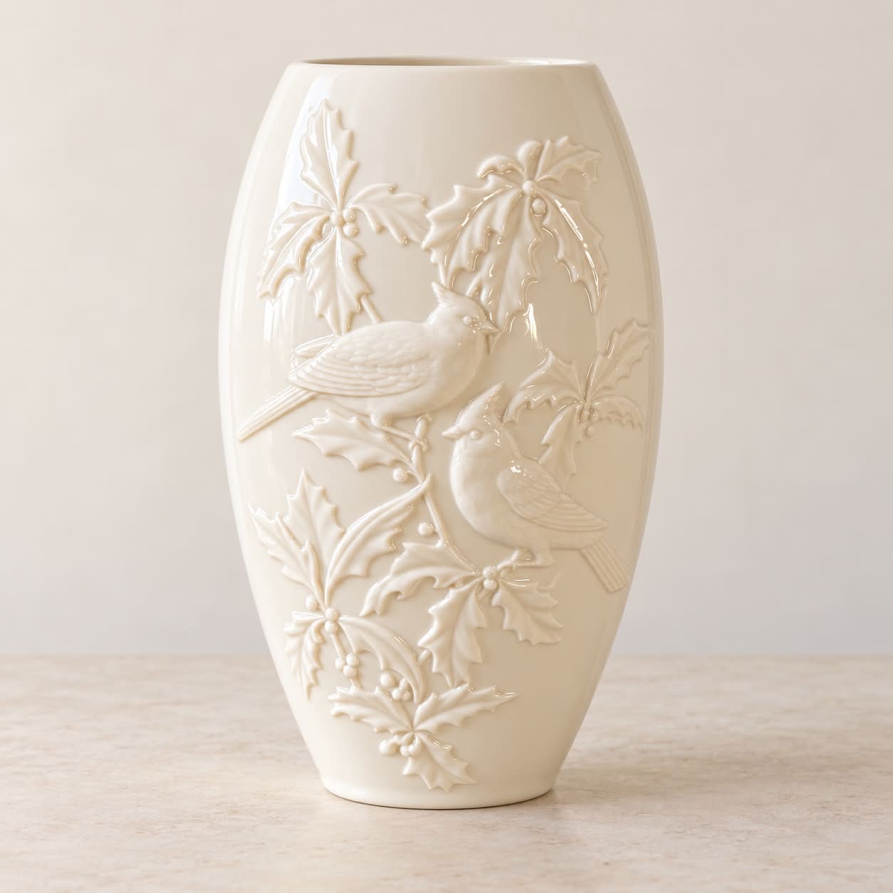 Lenox Four Seasons Winter Cardinal & Holly Ivory Fine China Vase 10\