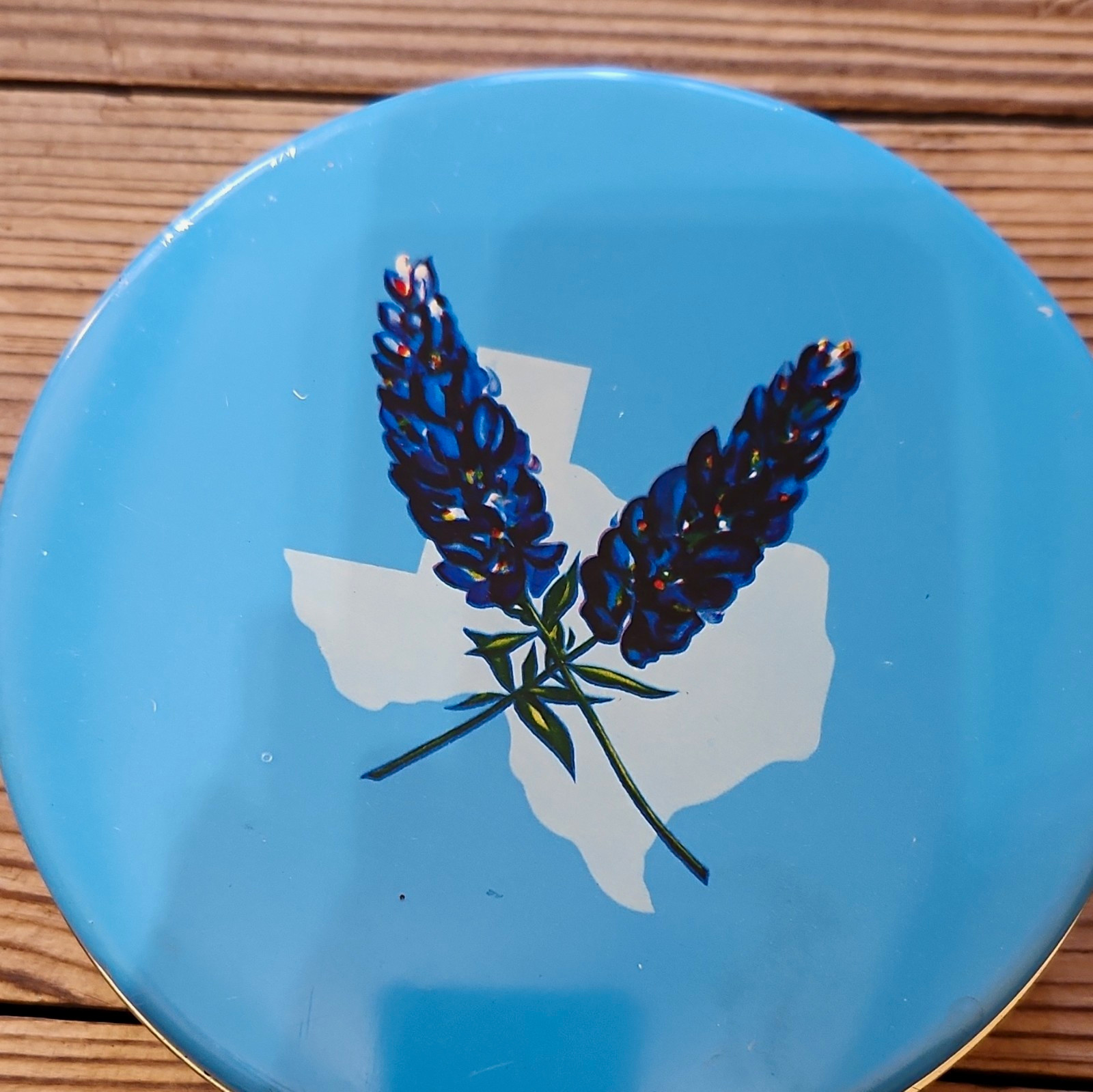 Vintage Texas Souvenir Tin Blue Lid Texas History Scenes-Blubonnet Flower-Round Vintage Texas Souvenir Tin Blue Lid Texas History Scenes-Blubonnet Flower-Round