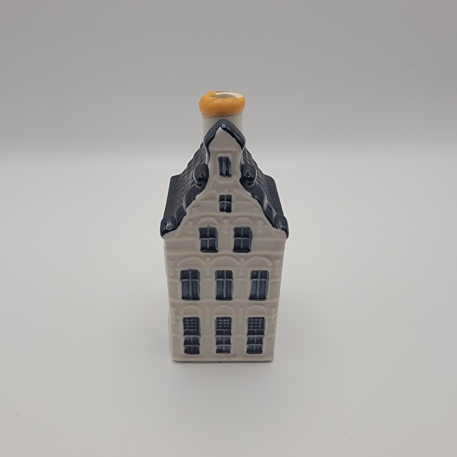 KLM Bols Delft Blue House 25 Miniature Bottle Amsterdam 2006 Empty Ceramic