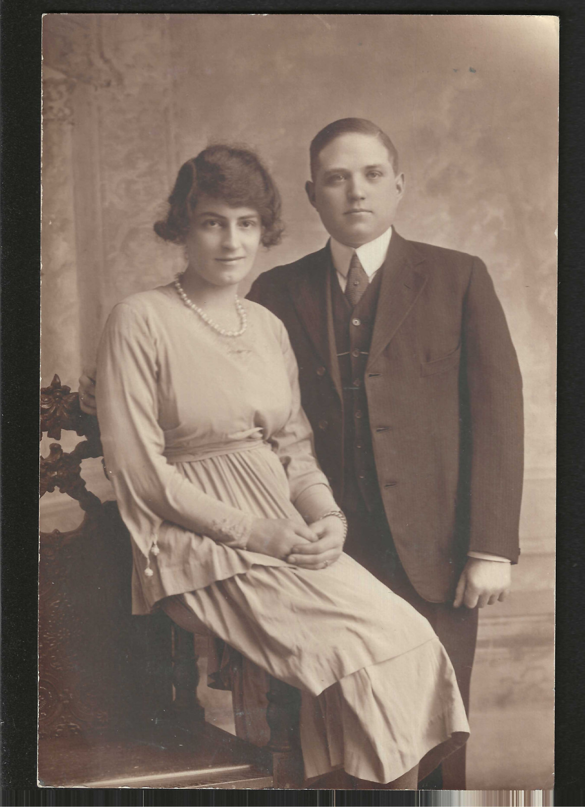 Vintage 1920s Studio Portrait Photo Young Couple Flapper Era Pearl Necklace Vintage 1920s Studio Portrait Photo Young Couple Flapper Era Pearl Necklace