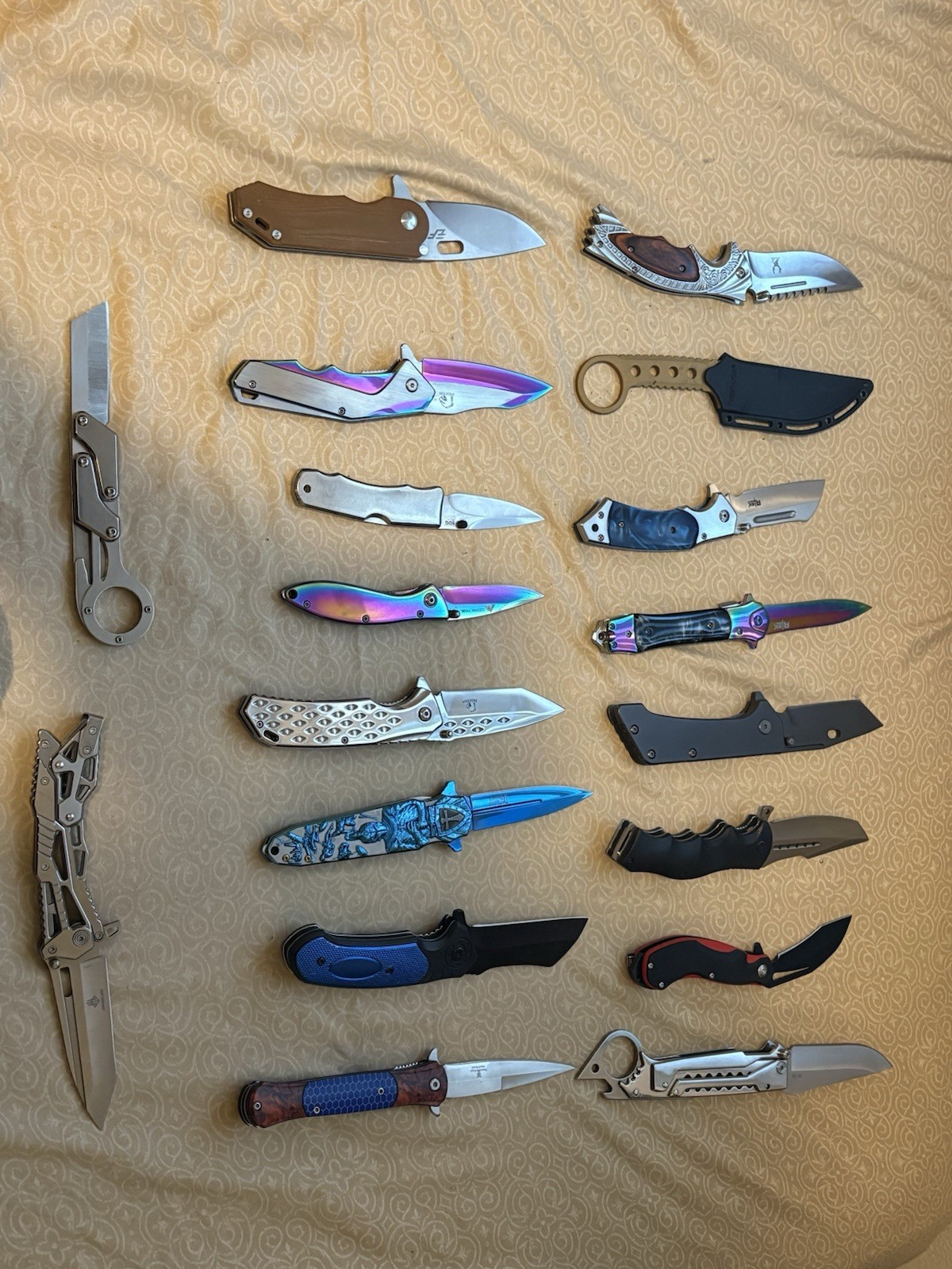 Assortment Of Budget Friendly Knives Lot With Knife Bag Assortment Of Budget Friendly Knives Lot With Knife Bag