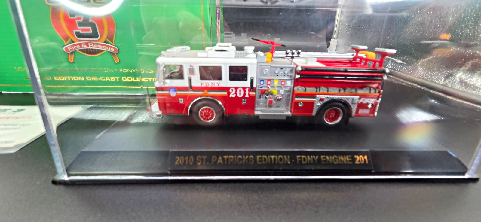 Code 3 Collectibles St. Patrick’s Edition FDNY Engine 201 Diecast w/ Case Box Code 3 Collectibles St. Patrick’s Edition FDNY Engine 201 Diecast w/ Case Box