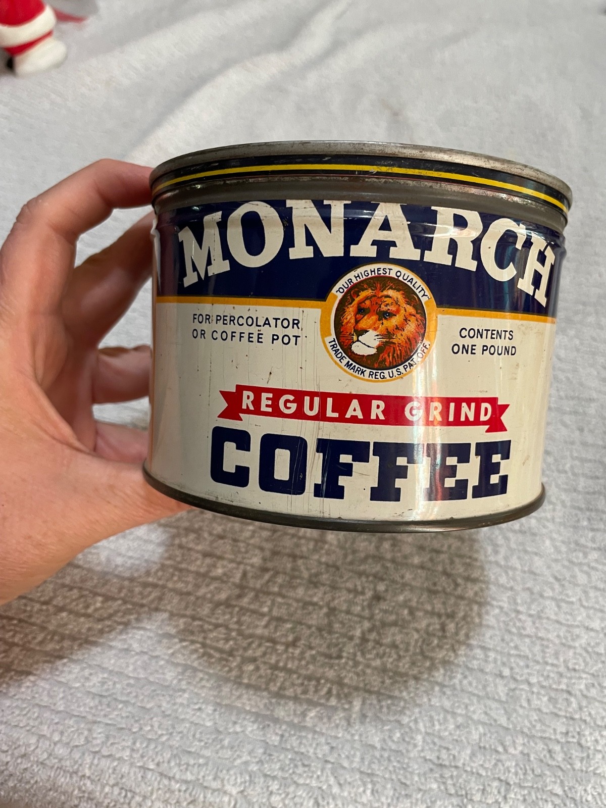 VTG Monarch Coffee Can Blue and White Lion (Read) As Seen Chicago, IL VTG Monarch Coffee Can Blue and White Lion (Read) As Seen Chicago, IL