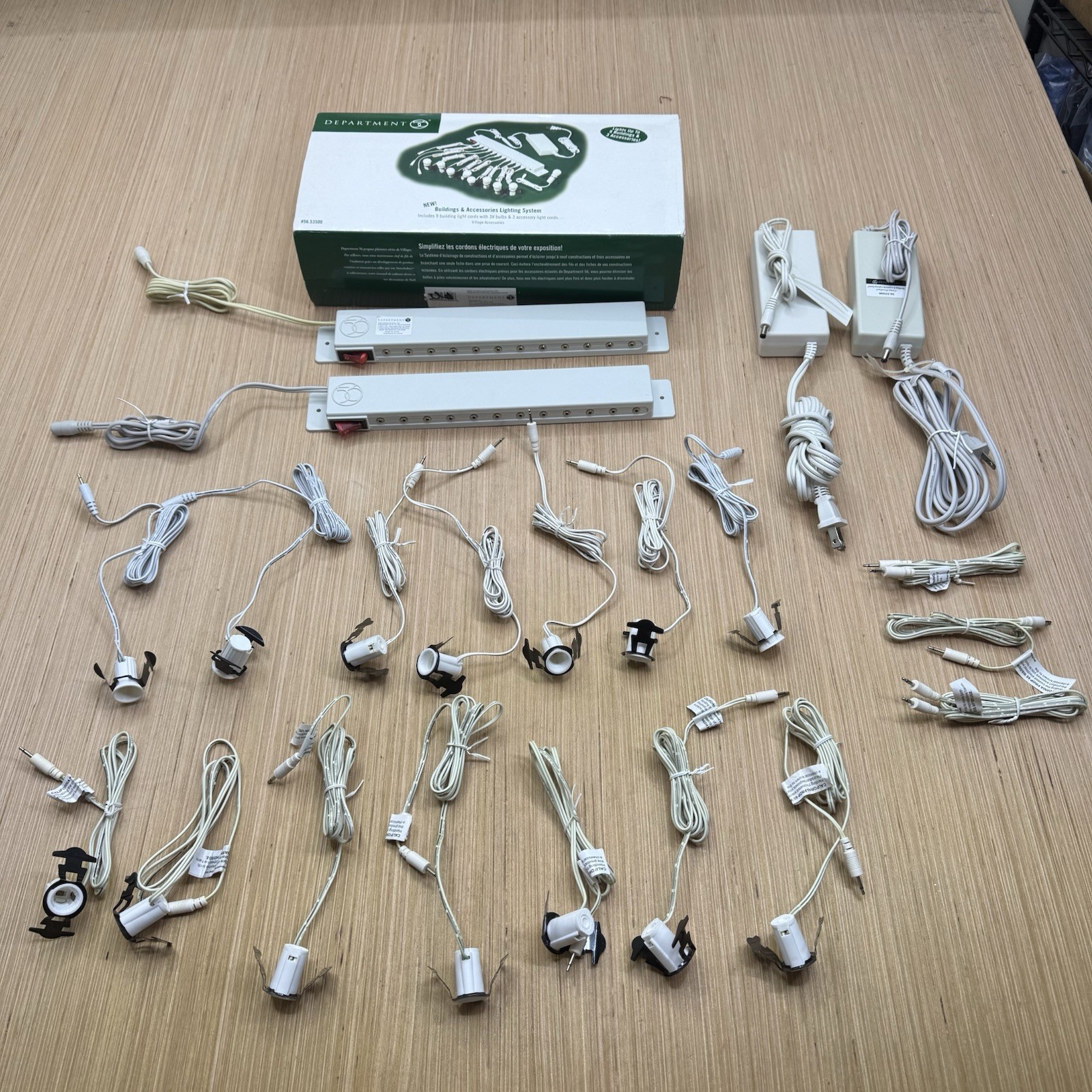 Lot of Dept 56 Lighting Systems Christmas Village Houses - Tested Lot of Dept 56 Lighting Systems Christmas Village Houses - Tested