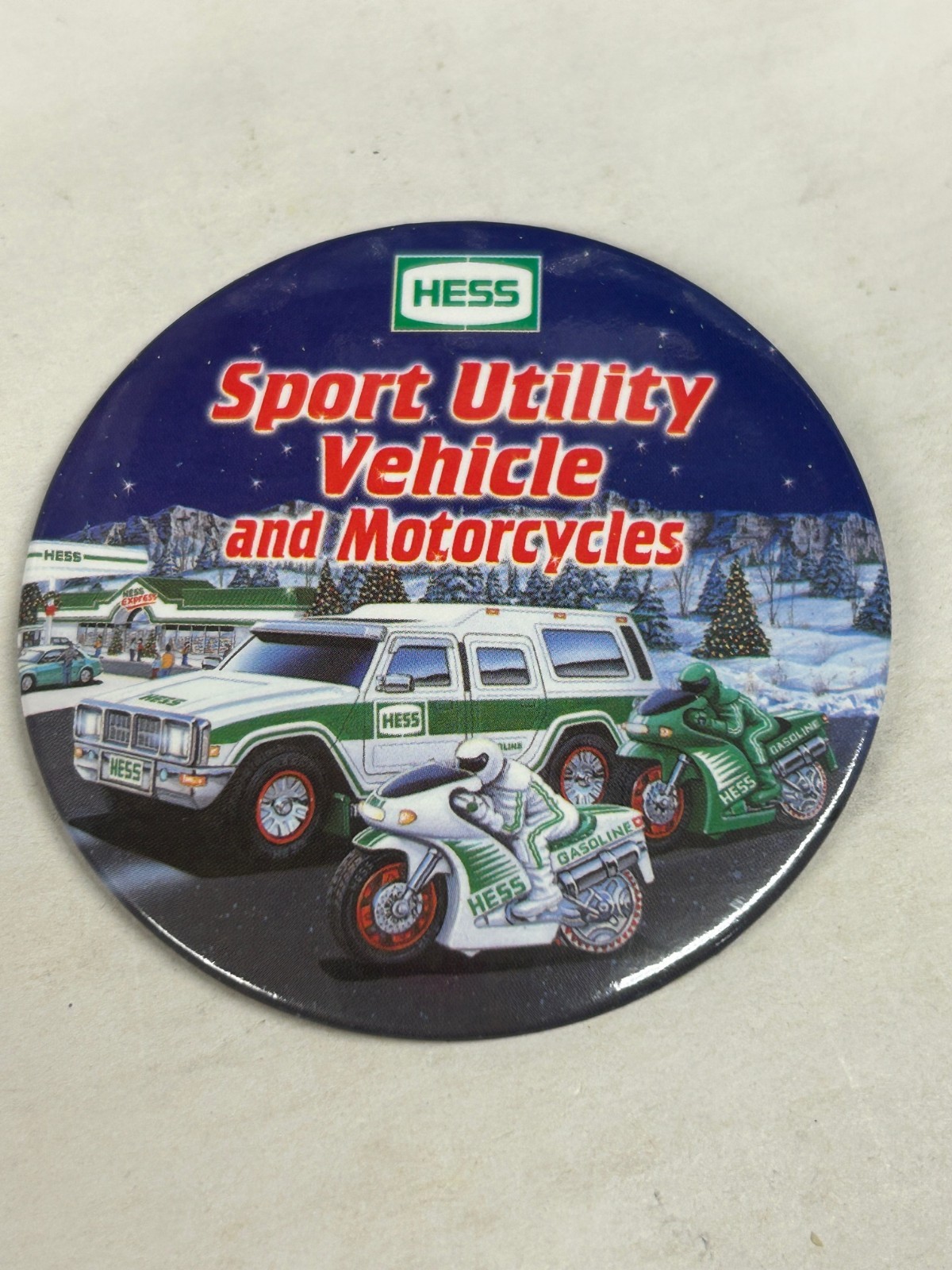 Vintage Collectors Pin Amerada Hess Toy Truck 2000-2010 CHOOSE YEAR EXC COND Vintage Collectors Pin Amerada Hess Toy Truck 2000-2010 CHOOSE YEAR EXC COND