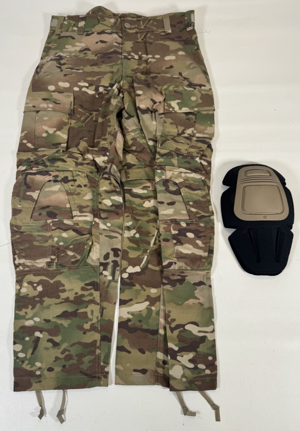 US Army FR Advanced Combat Pants Multicam OCP Medium Regular Crye Knee Pads NEW US Army FR Advanced Combat Pants Multicam OCP Medium Regular Crye Knee Pads NEW