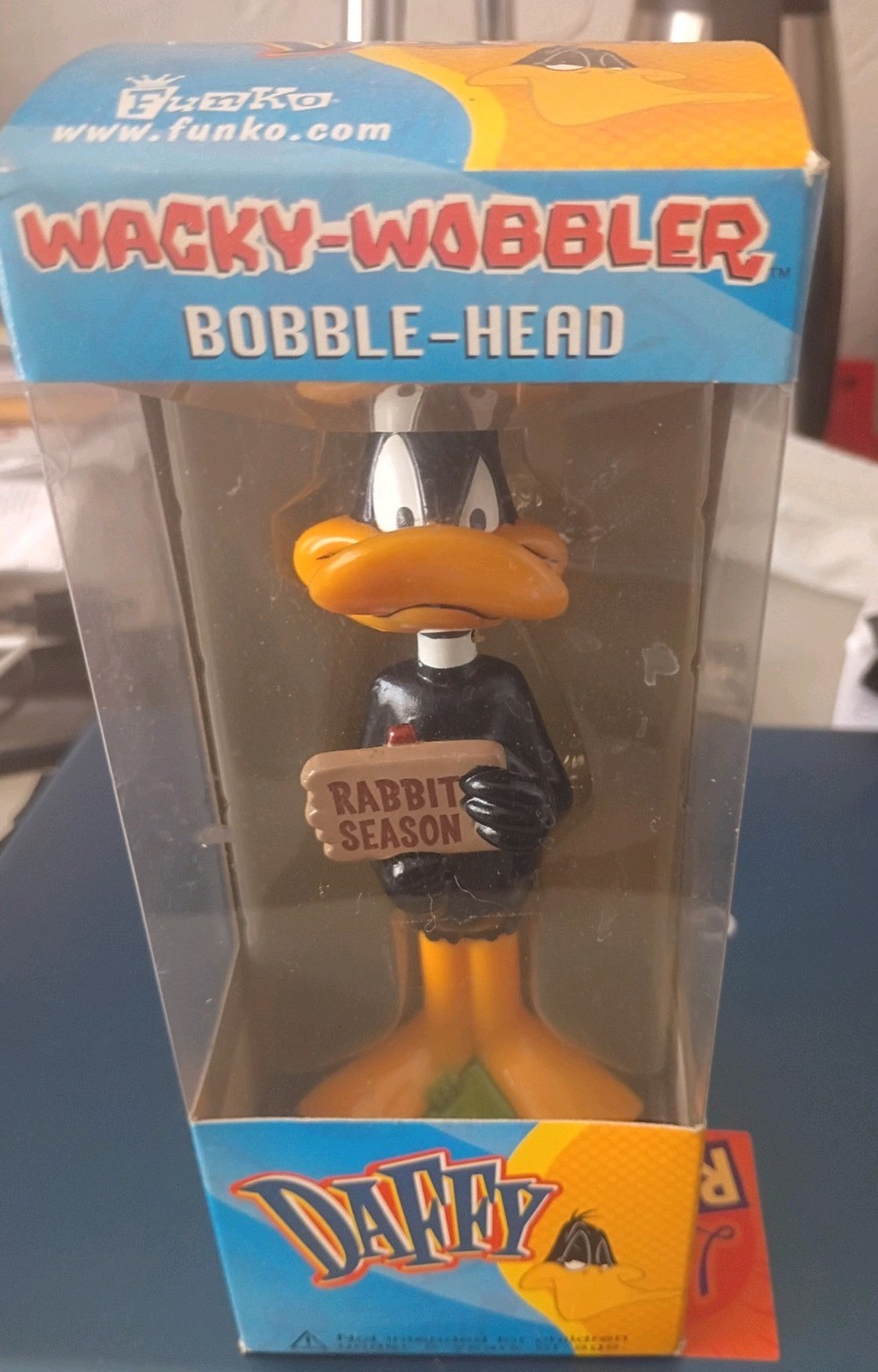 Funko Wacky Wobbler Daffy Duck Bobble Head Rabbit Season Looney Tunes WB w/ Box Funko Wacky Wobbler Daffy Duck Bobble Head Rabbit Season Looney Tunes WB w/ Box