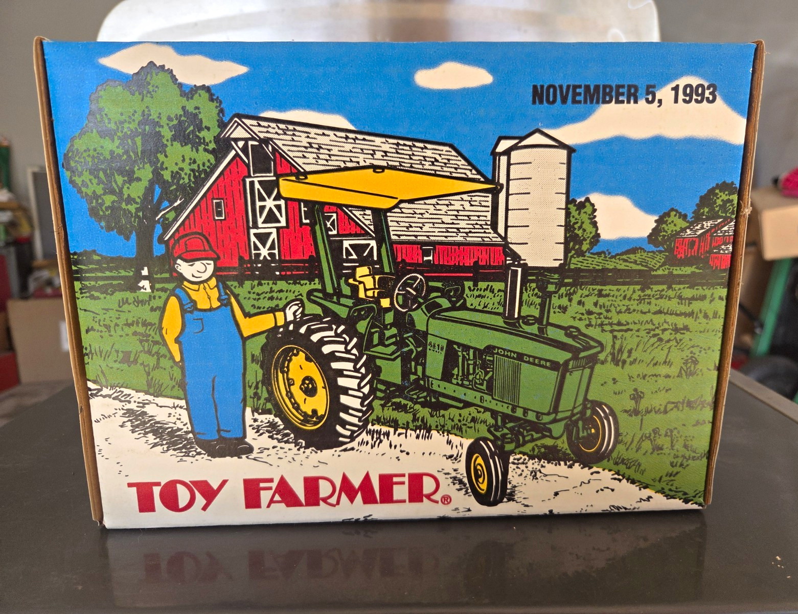 John Deere 4010 Diesel Tractor 1993 National Farm Toy Show Collector's Ed John Deere 4010 Diesel Tractor 1993 National Farm Toy Show Collector's Ed